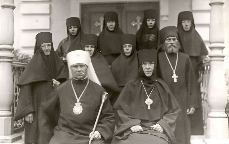Tiedosto:Lintulan sisaria 30-luv j vl on res.jpg