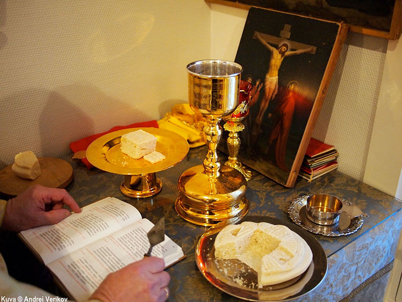 Tiedosto:Proskomidi av.jpg