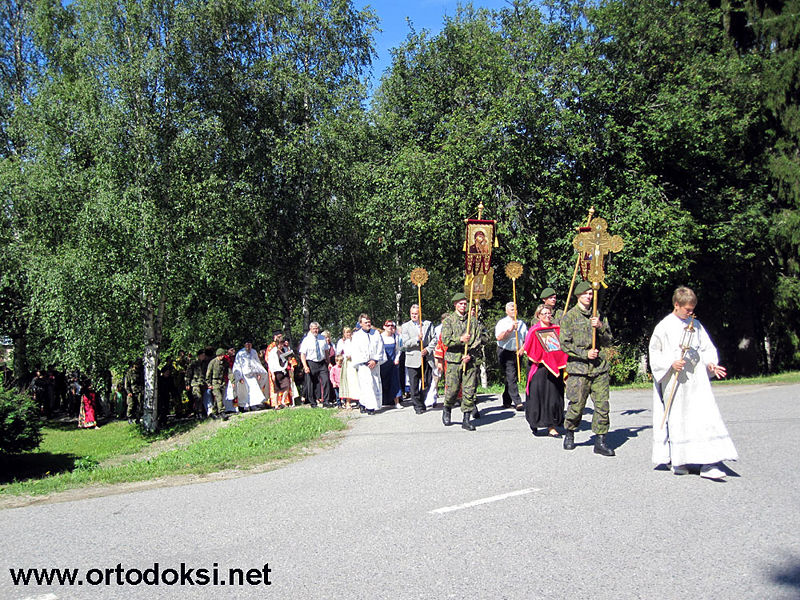 Tiedosto:Iljan praasniekka ristisaatto.jpg